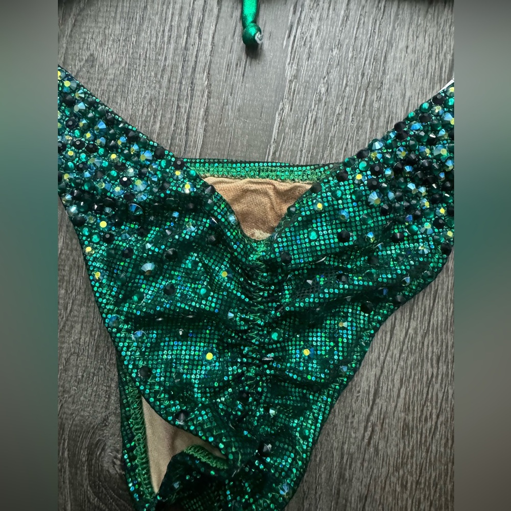 Ravish Sands competition Bikini emerald green - Picture 3 of 4